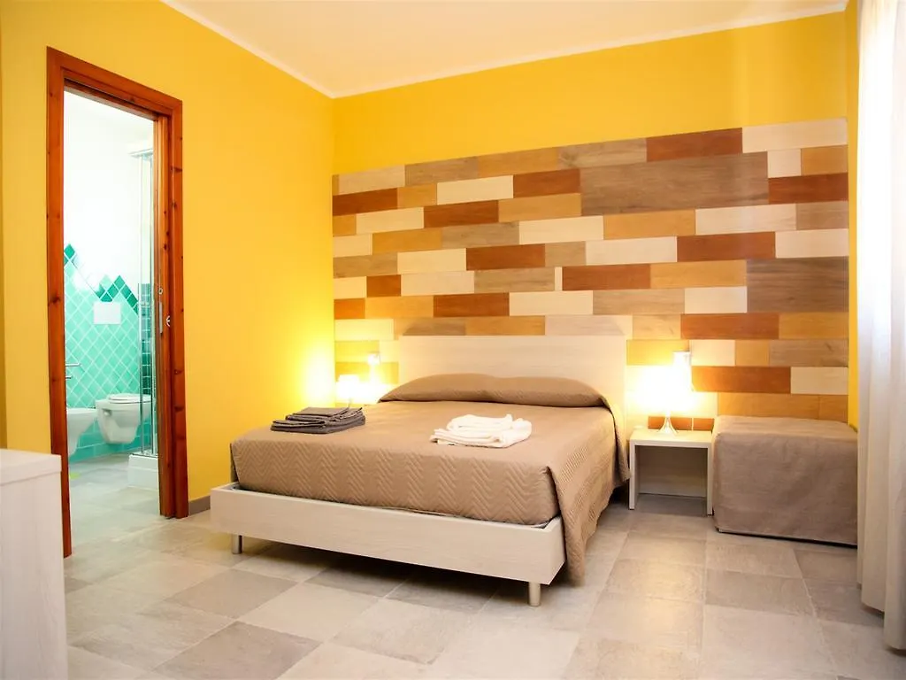Guest house Le Stanze Del Centro Hotel San Teodoro  Italy