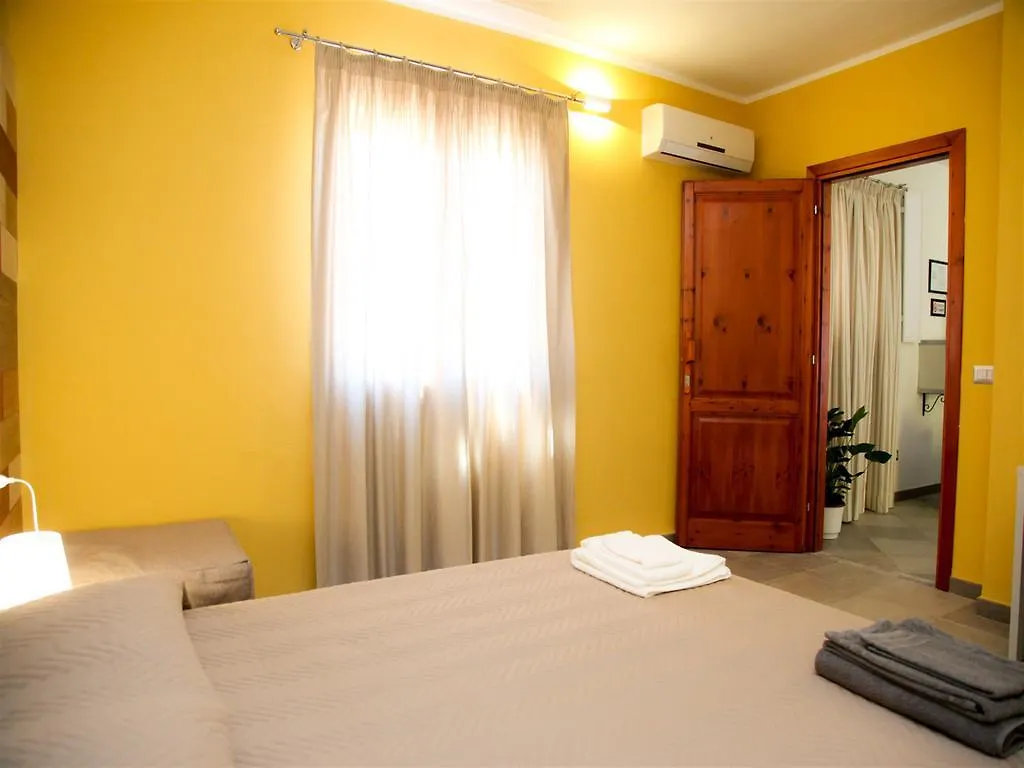Le Stanze Del Centro Hotel San Teodoro  0*, San Teodoro (Sardinia)